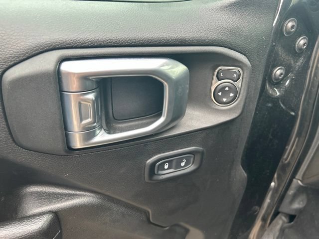 Used 2023 Jeep Wrangler Unlimited Rubicon 4xe w/ Cold Weather Group AWD/4WD image 30