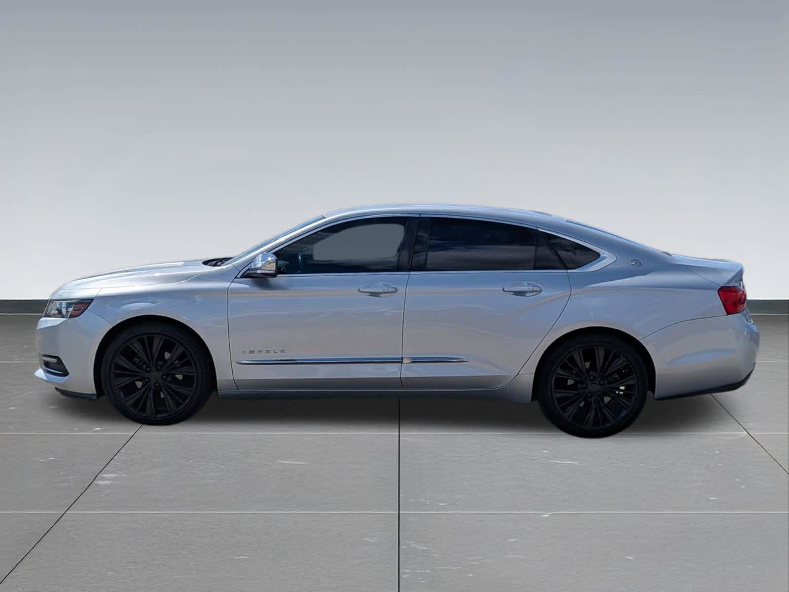 Used 2016 Chevrolet Impala LTZ w/ Enhanced Convenience Package FWD image 2