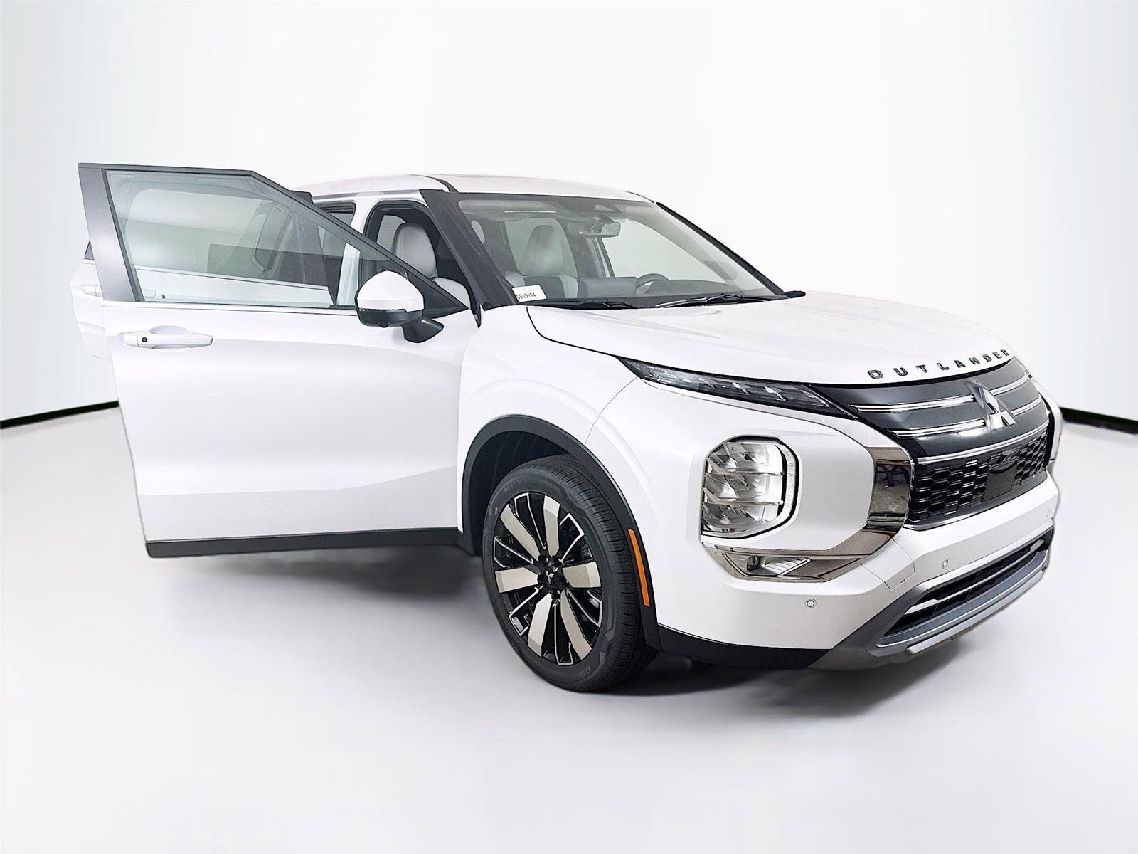 New 2026 Mitsubishi Outlander SE image 35