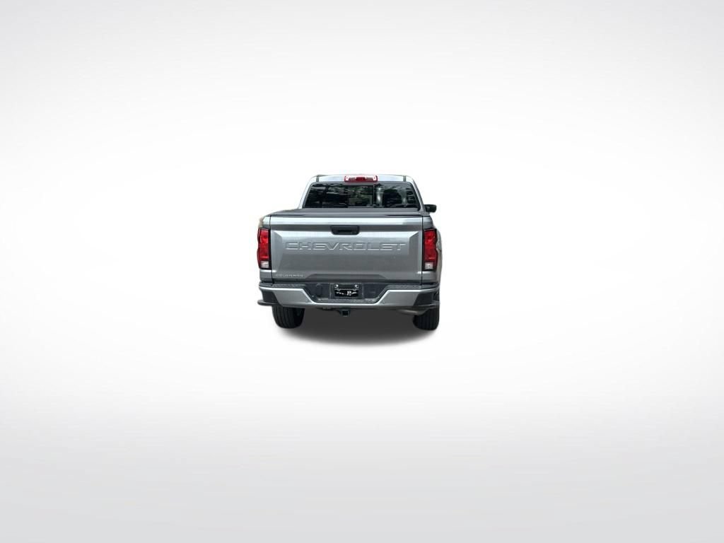 Used 2025 Chevrolet Colorado LT AWD/4WD image 8