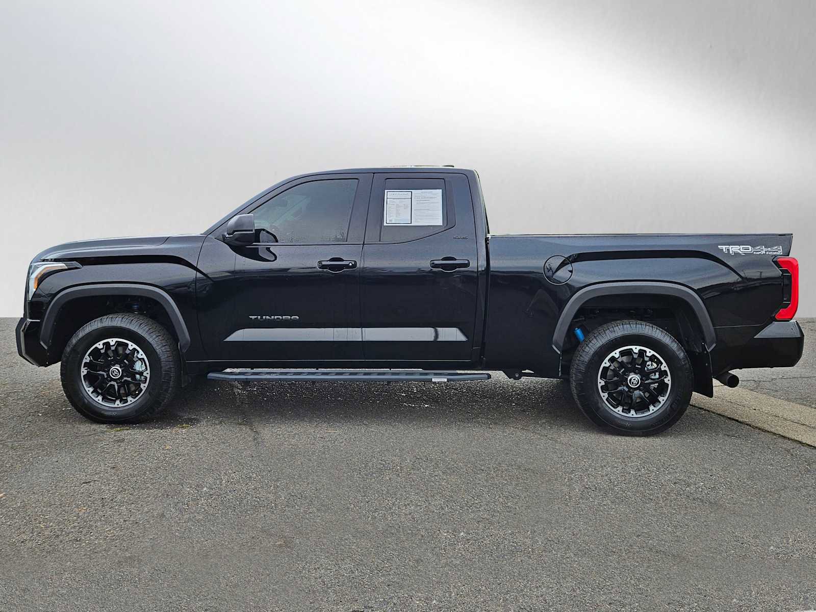 Used 2023 Toyota Tundra SR5 image 6