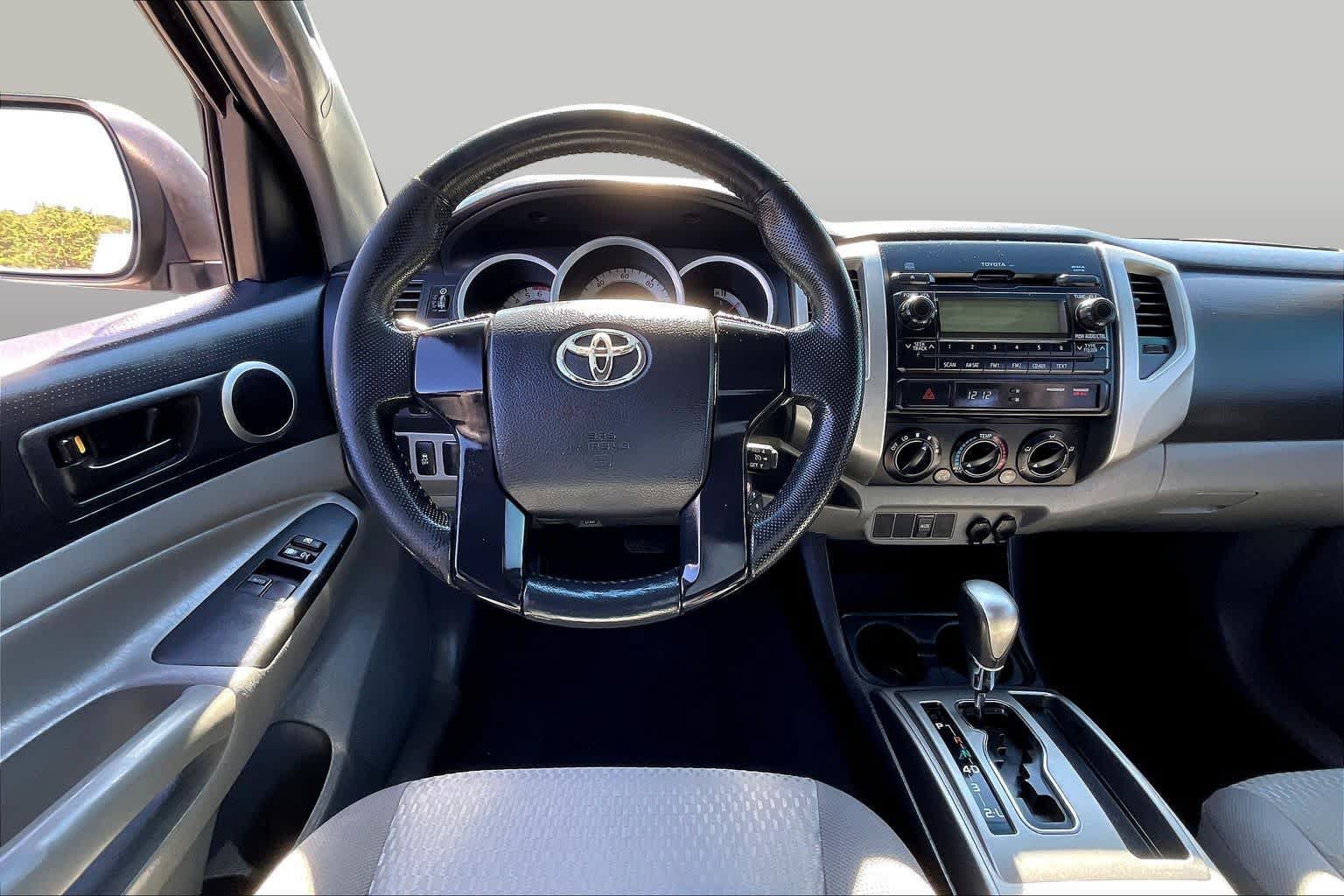 Used 2012 Toyota Tacoma PreRunner w/ SR5 Pkg RWD image 5