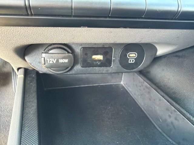 Used 2024 Hyundai Elantra SEL FWD image 17