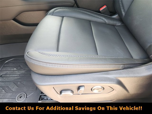 New 2026 GMC Yukon XL Denali w/ Sun & Power Step Package image 18