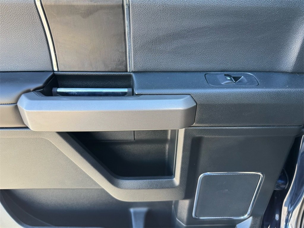 Used 2020 Ford F150 Platinum w/ Equipment Group 701A Luxury image 17