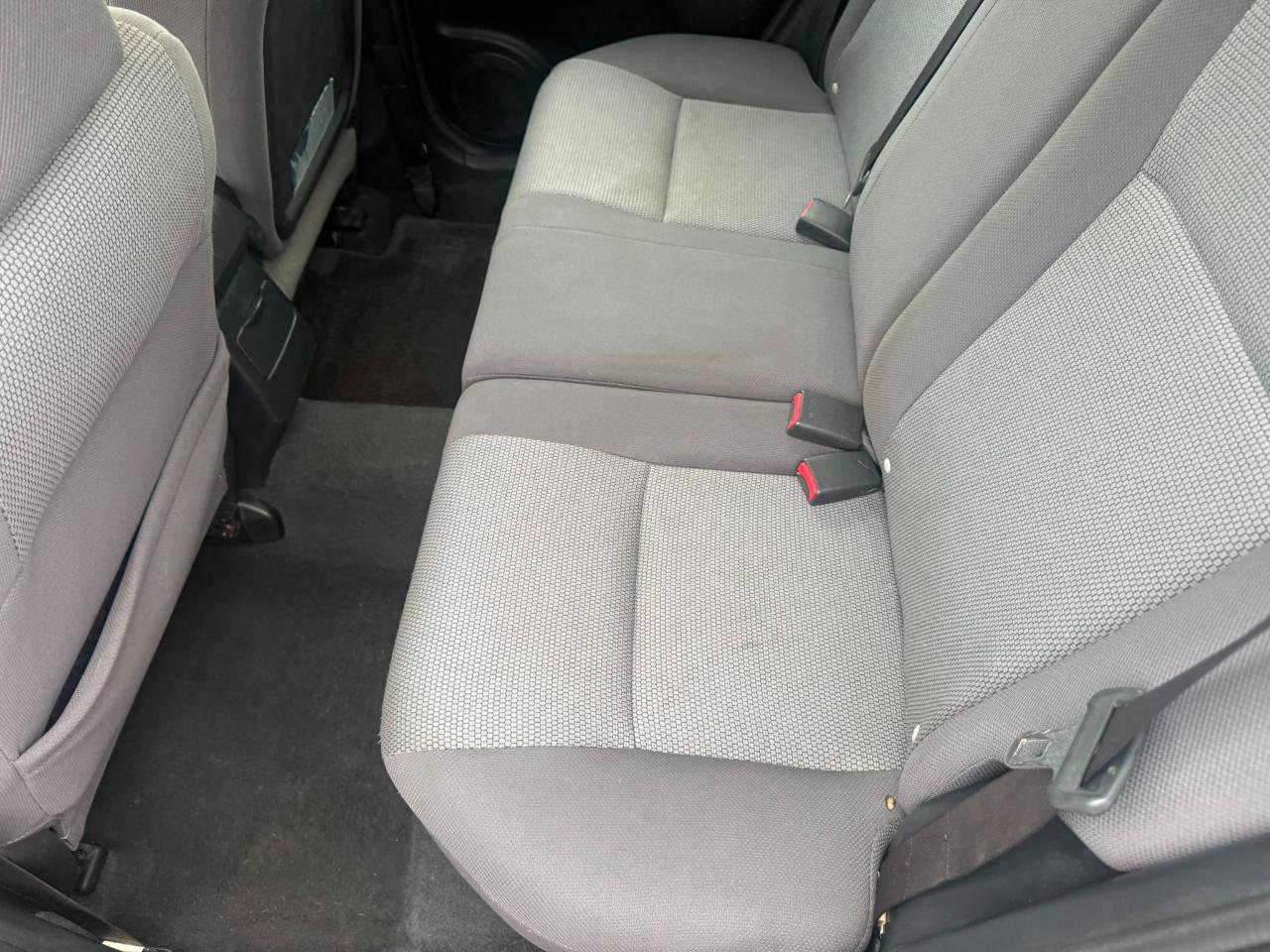 Used 2005 Toyota Matrix FWD image 15