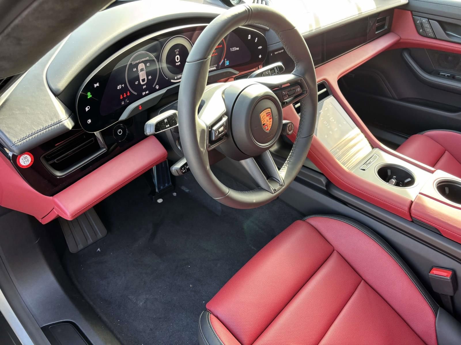 New 2026 Porsche Taycan GTS AWD/4WD image 26