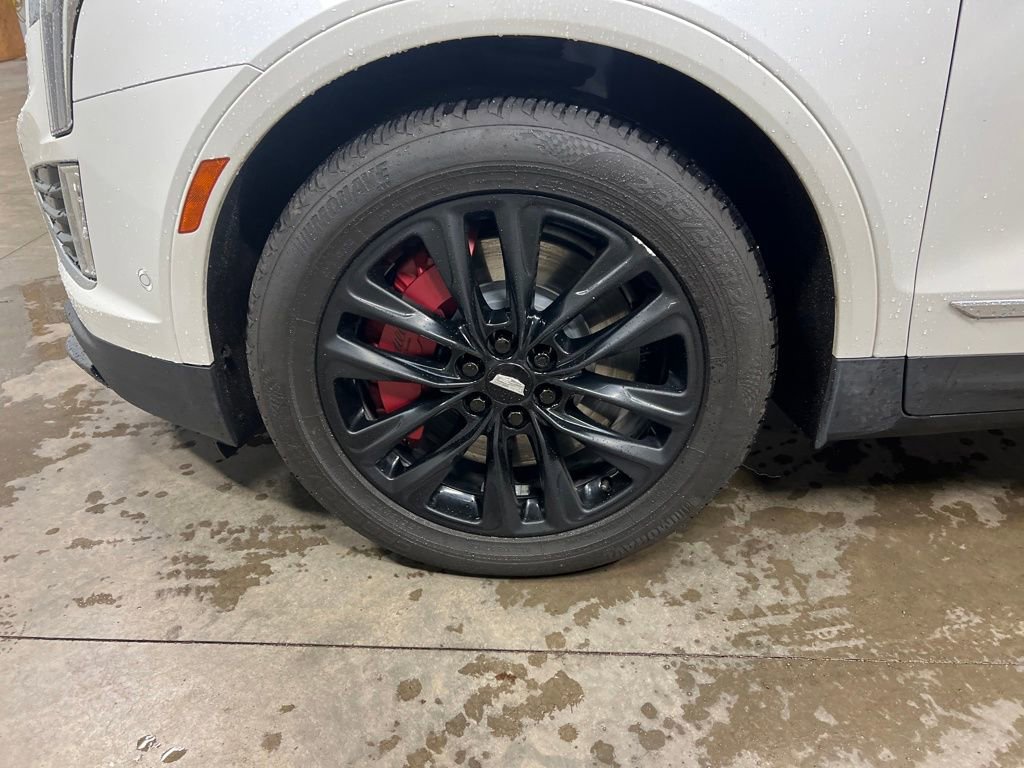 Certified 2023 Cadillac XT5 Sportv w/ Technology Package image 9