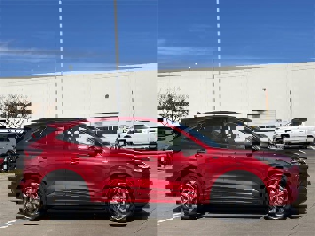 Used 2024 Ford Escape ST-Line image 3