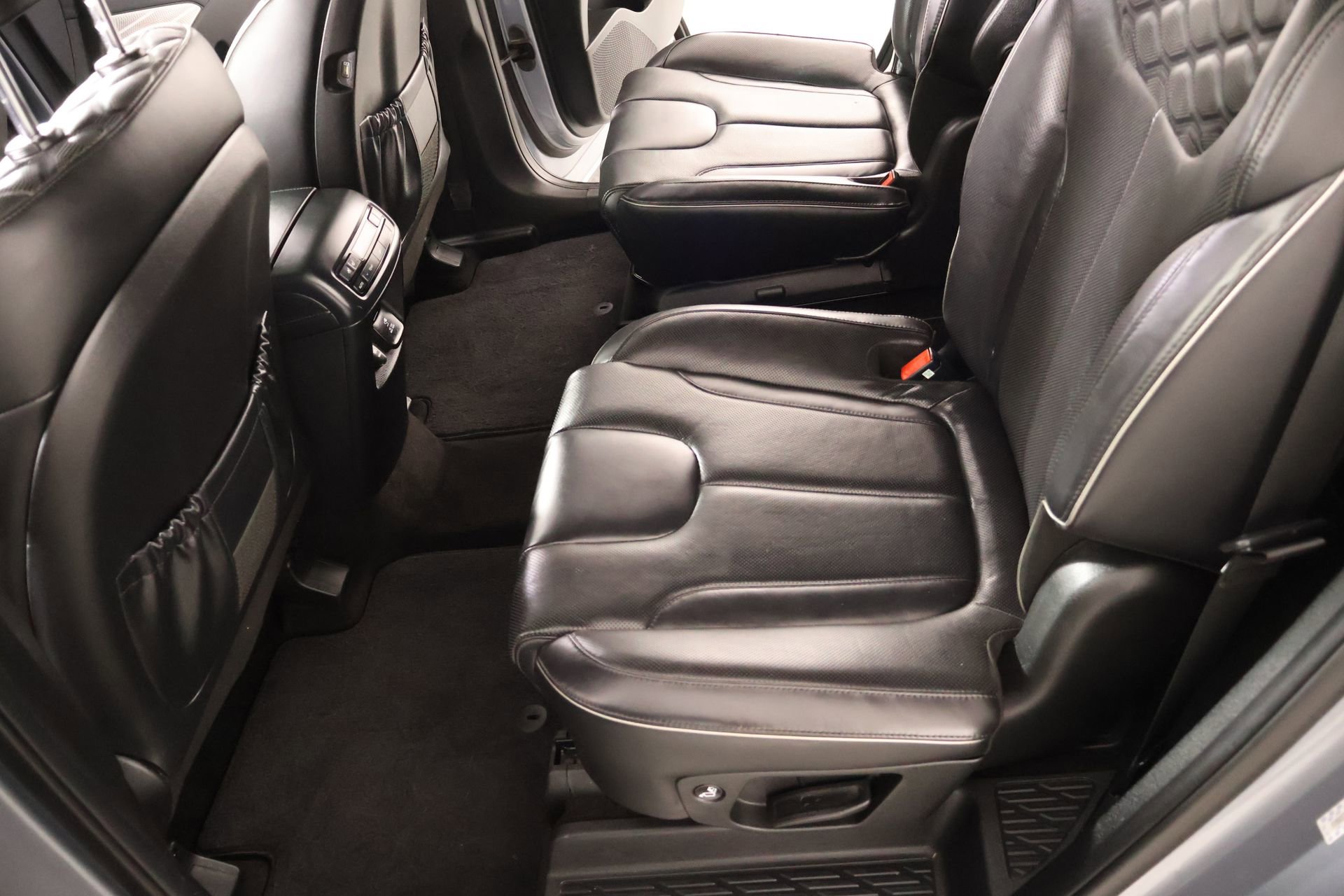 Used 2020 Hyundai Palisade Limited AWD/4WD image 12