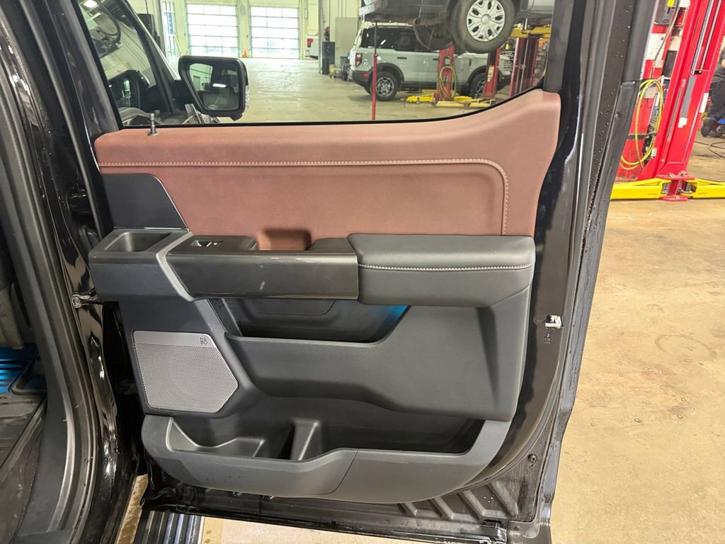 Used 2023 Ford F150 Lariat w/ Equipment Group 502A High image 20