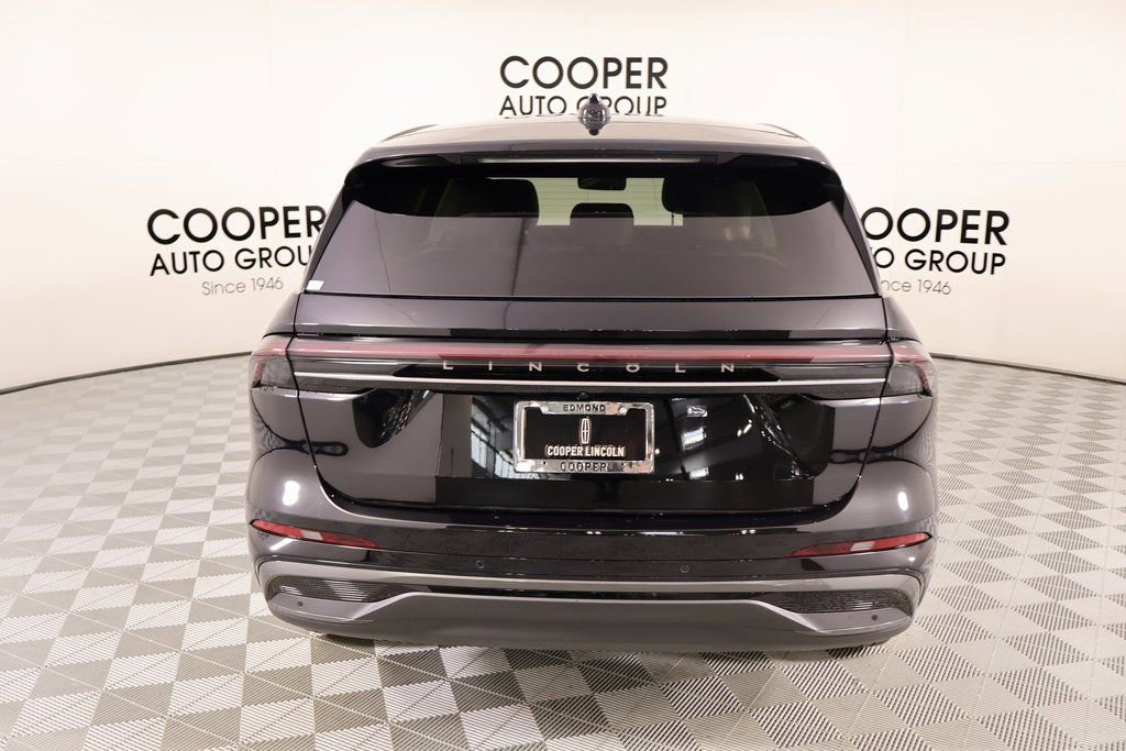New 2026 Lincoln Nautilus Premier w/ Jet Appearance Package AWD/4WD image 21