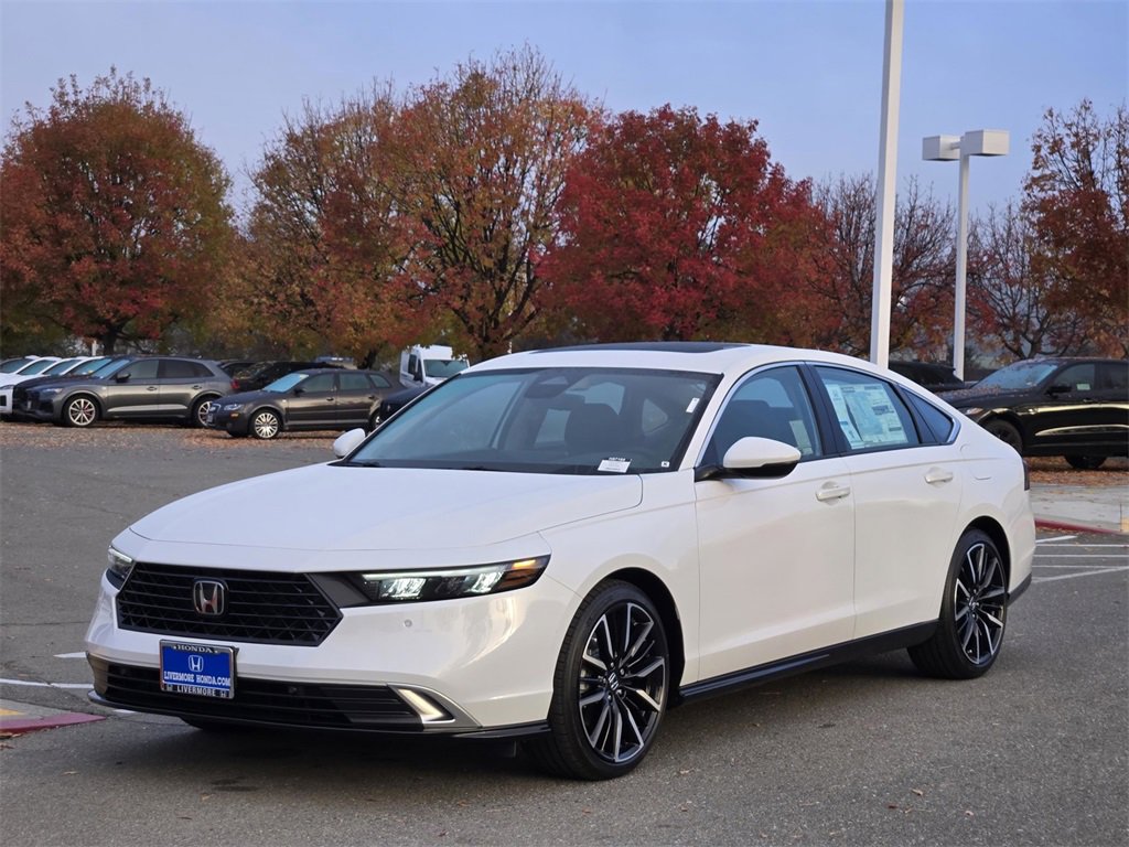 New 2025 Honda Accord Touring image 8