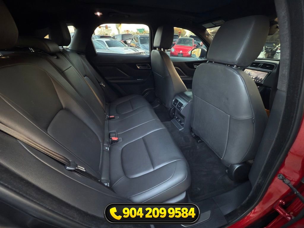 Used 2020 Jaguar F-PACE Premium image 25
