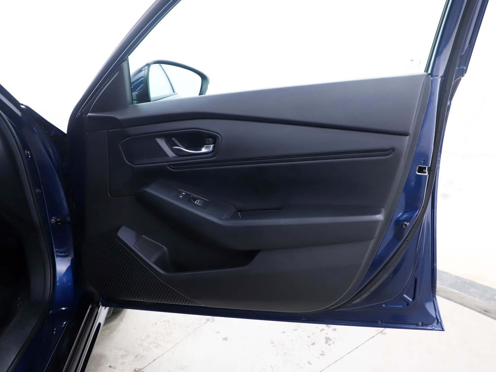 Used 2024 Honda Accord EX-L image 9