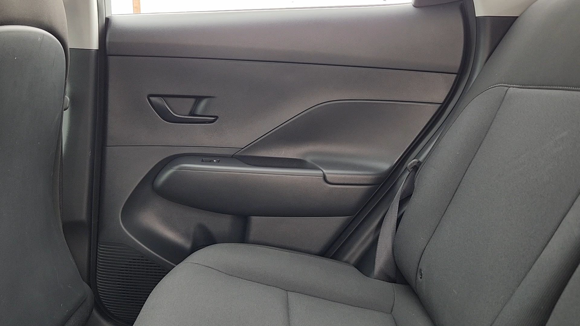 Used 2026 Hyundai Kona SE AWD/4WD image 16
