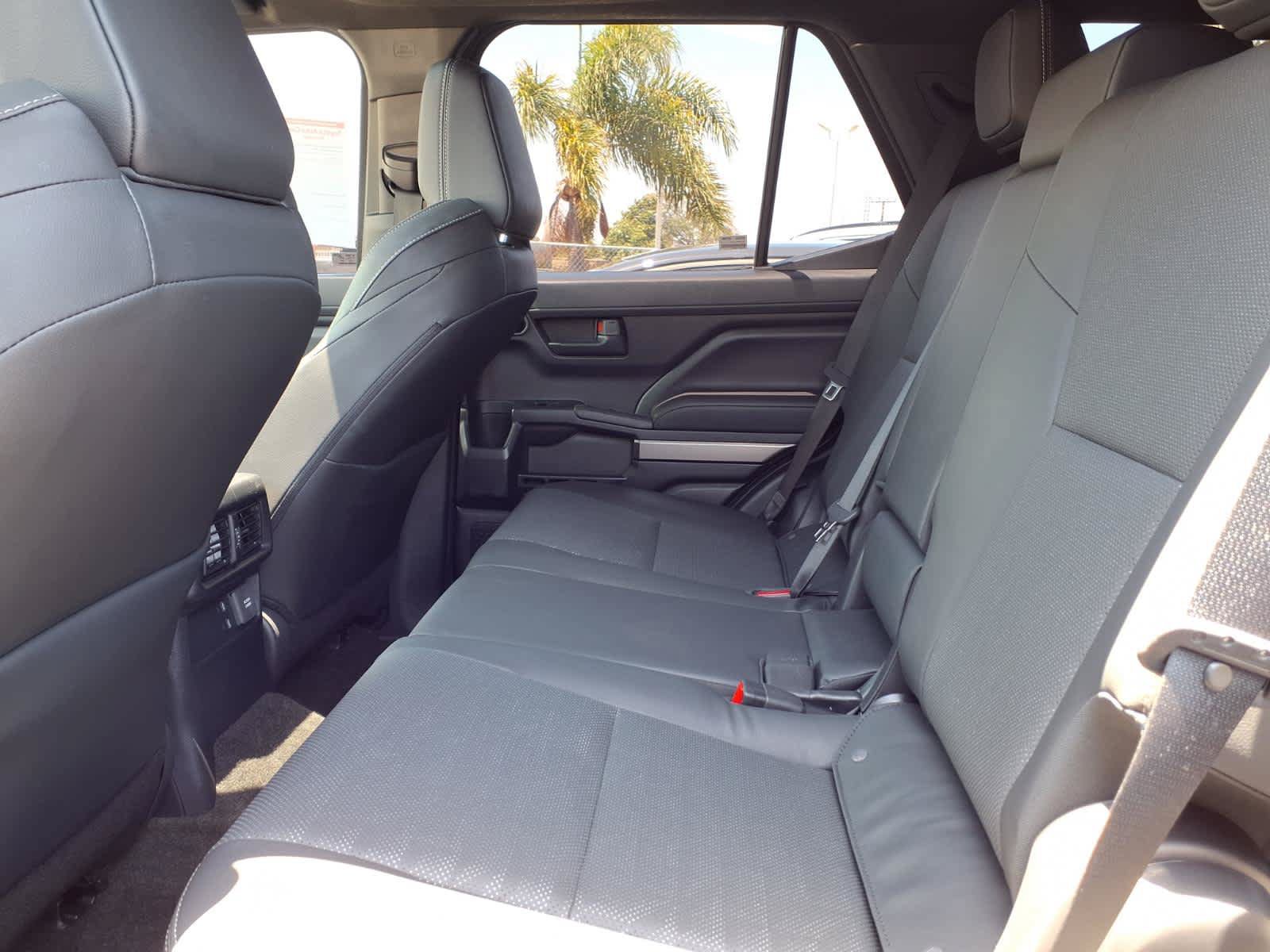 Certified 2025 Toyota 4Runner TRD Off-Road Premium AWD/4WD image 20
