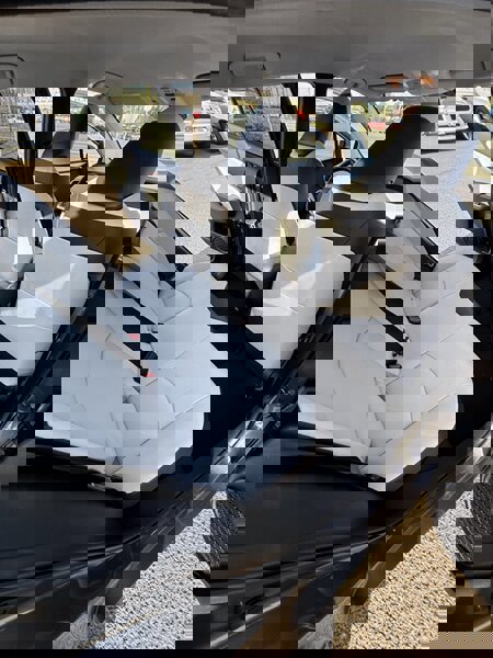 Used 2016 Toyota Prius Four Touring w/ Premium Convenience Package image 29