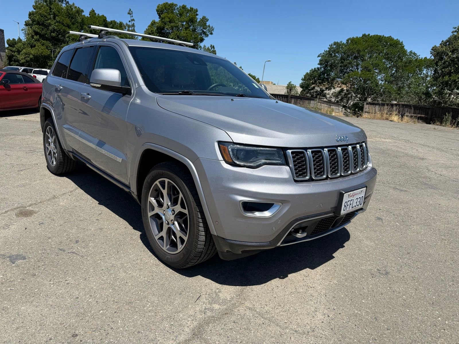 Used 2018 Jeep Grand Cherokee Limited AWD/4WD image 7
