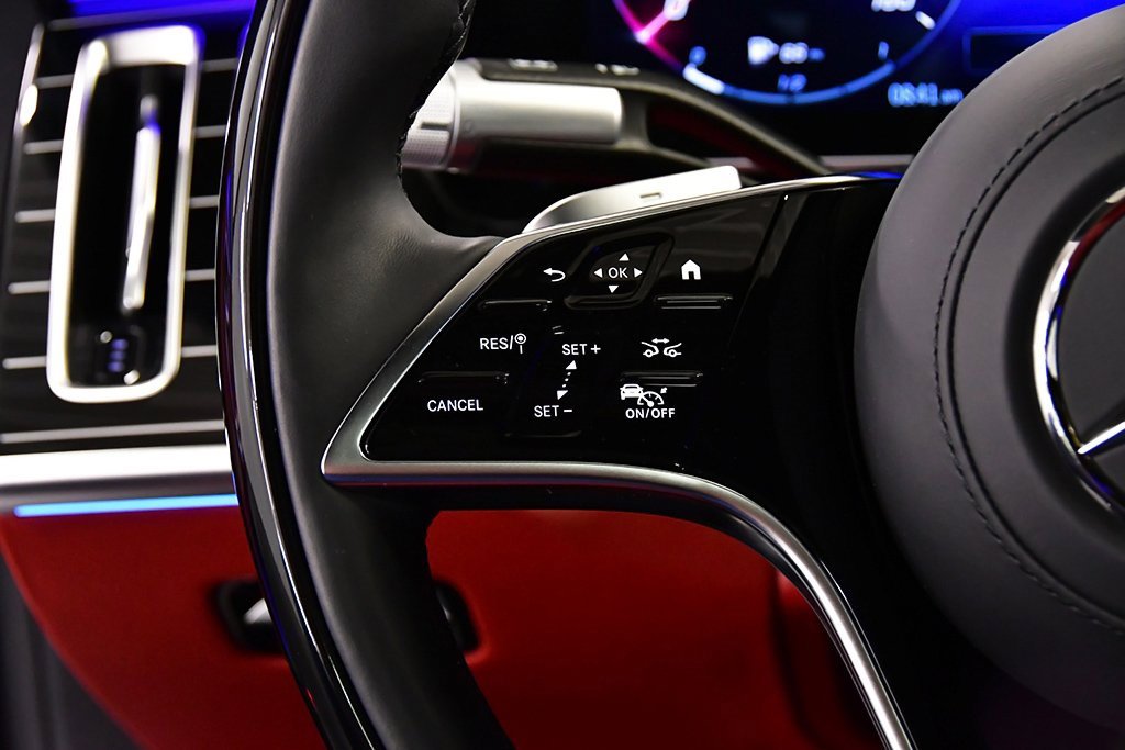 Used 2025 Mercedes-Benz S 580 4MATIC Sedan image 19