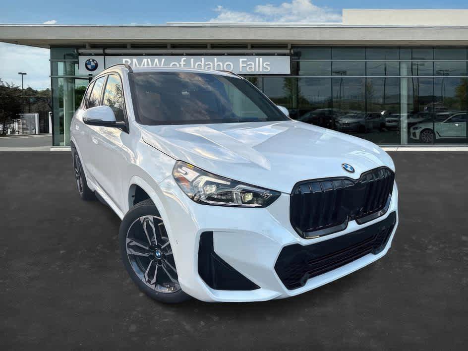 New 2026 BMW X1 xDrive28i w/ Technology Package
