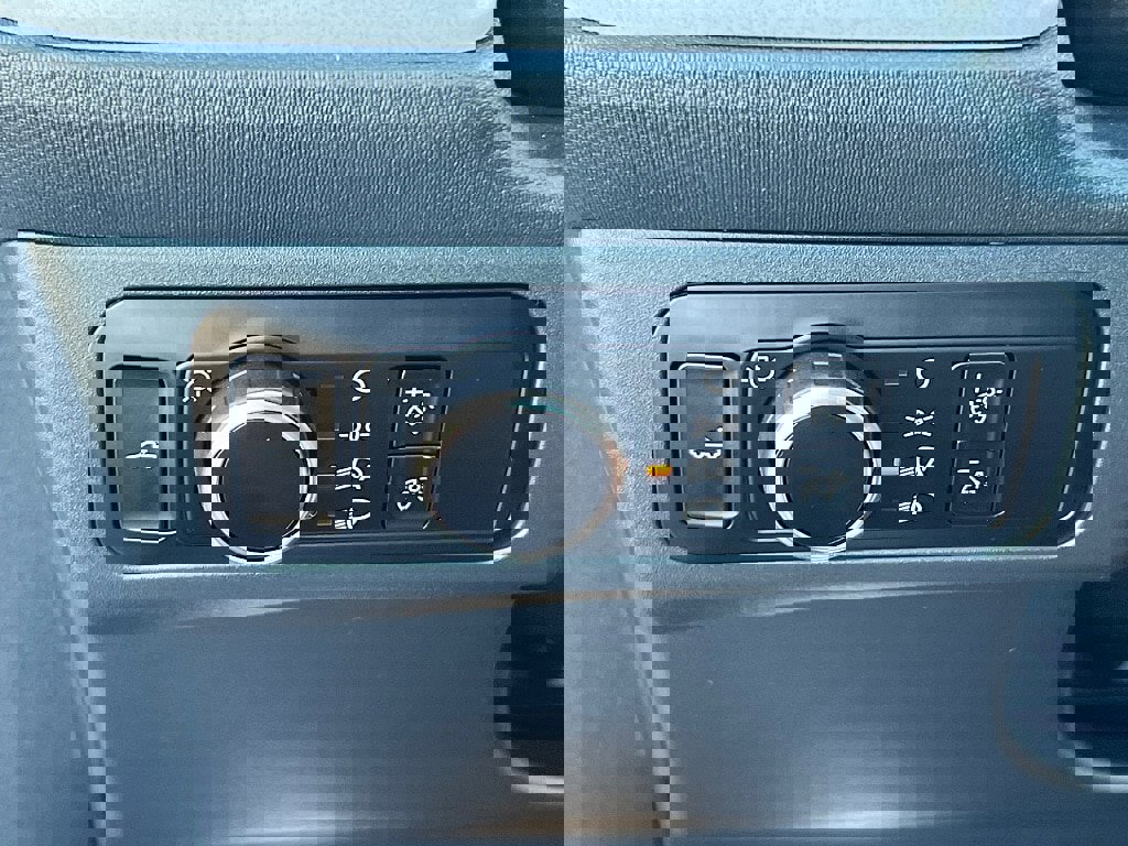 Used 2024 Ford Maverick Lariat image 18