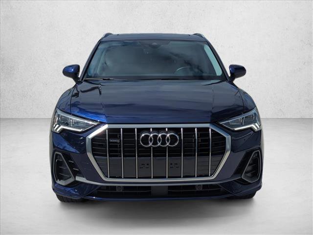 Used 2025 Audi Q3 2.0T Premium AWD/4WD image 2