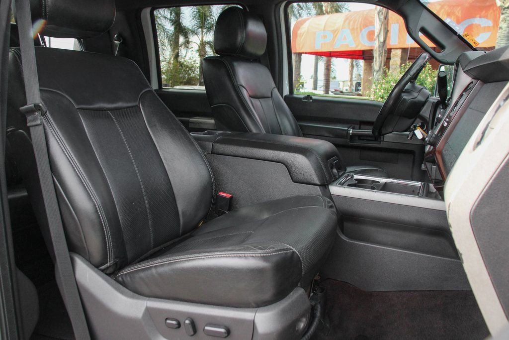 Used 2016 Ford F250 Lariat w/ Lariat Ultimate Package image 39