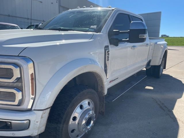 Used 2025 Ford F450 Platinum w/ Platinum Plus Package AWD/4WD image 1