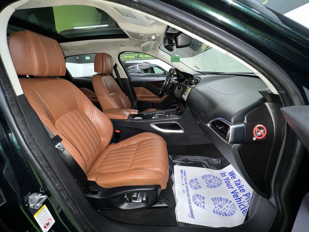 Used 2018 Jaguar F-PACE Portfolio AWD/4WD image 30