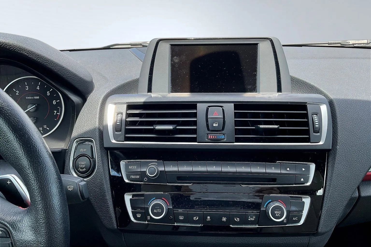 Used 2016 BMW 228i Coupe image 9