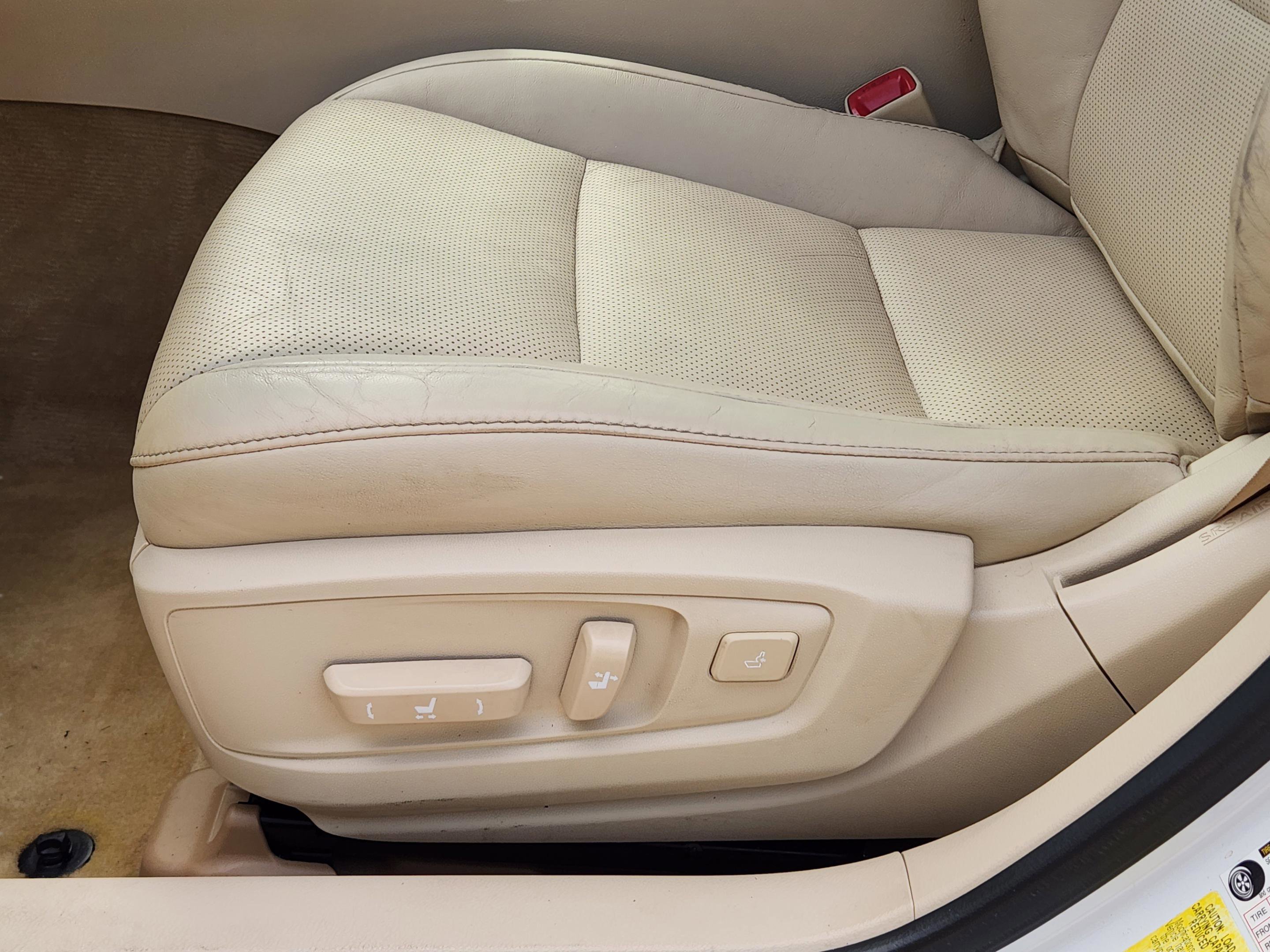 Used 2015 Lexus ES 350 w/ Luxury Package FWD image 6