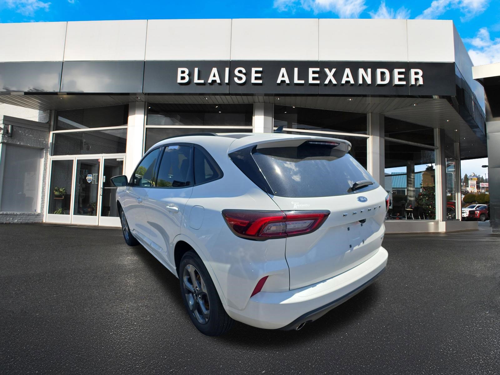 Used 2024 Ford Escape ST-Line AWD/4WD image 7