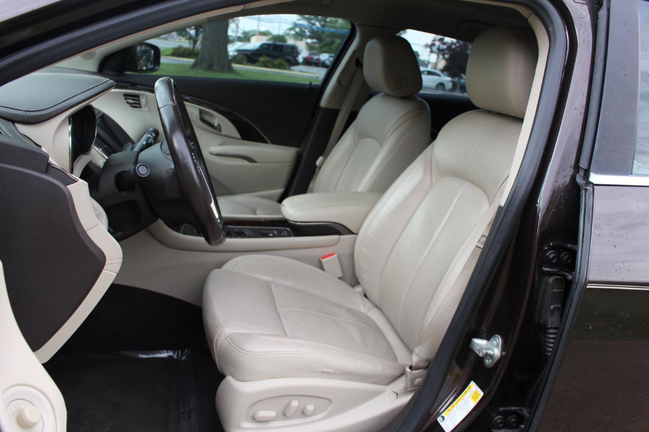 Used 2015 Buick LaCrosse Leather FWD image 16