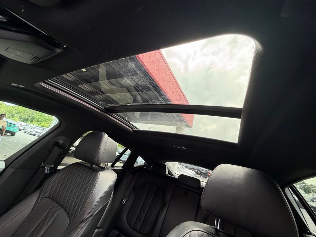Used 2020 BMW X6 M50i w/ Premium Package AWD/4WD image 29