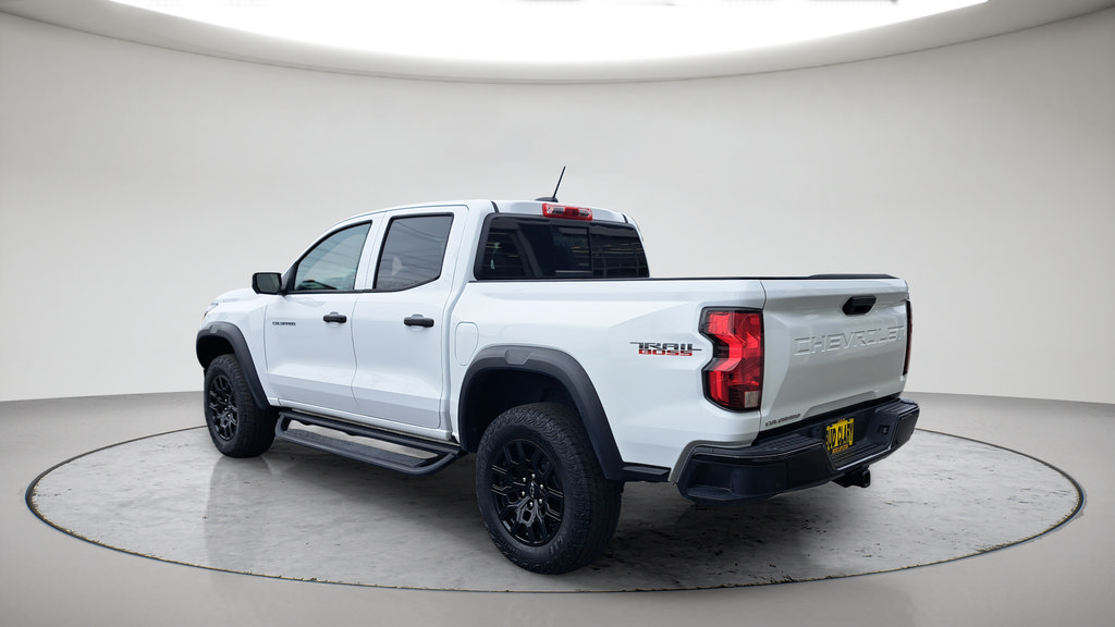Used 2023 Chevrolet Colorado Trail Boss w/ Technology Package AWD/4WD image 5