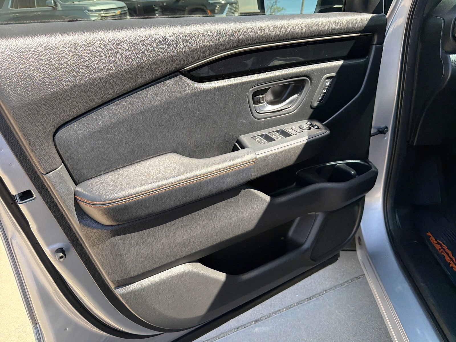 Certified 2025 Honda Pilot TrailSport image 16