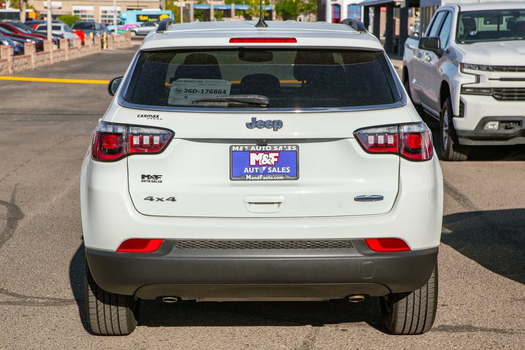 Used 2023 Jeep Compass Latitude AWD/4WD image 6