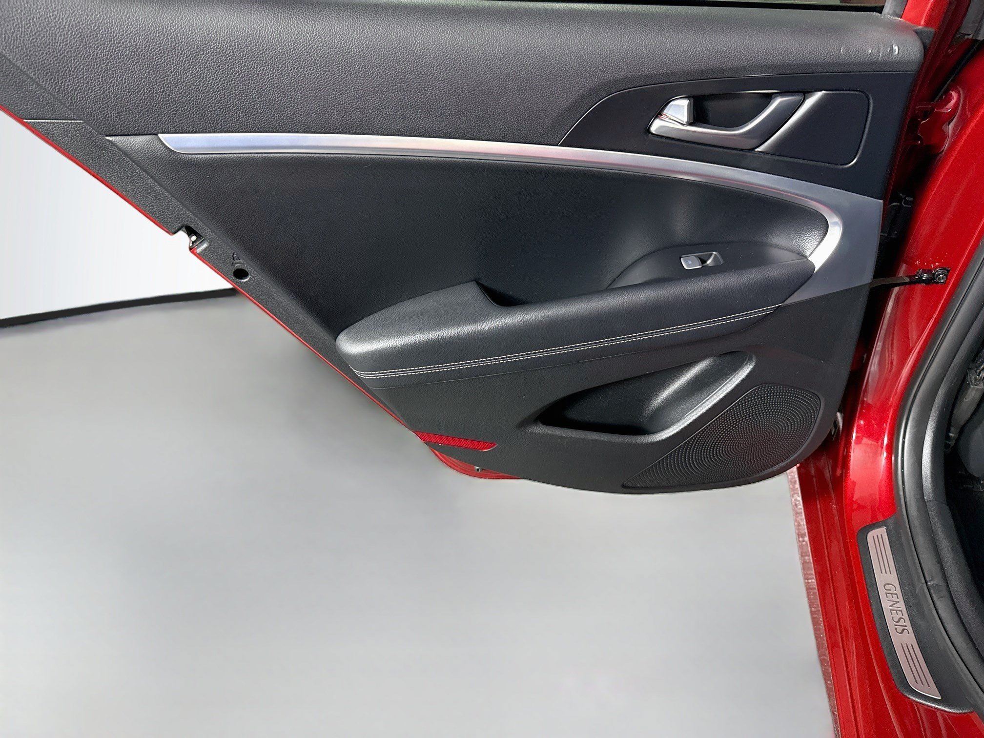 Used 2021 Genesis G70 2.0T RWD image 26