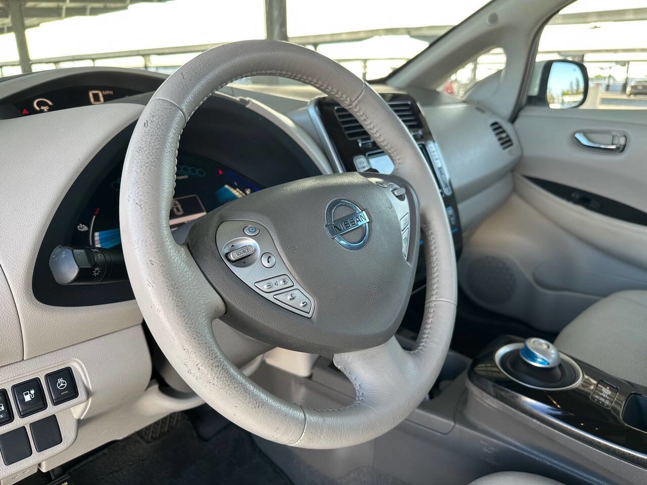 Used 2013 Nissan Leaf SV FWD image 15