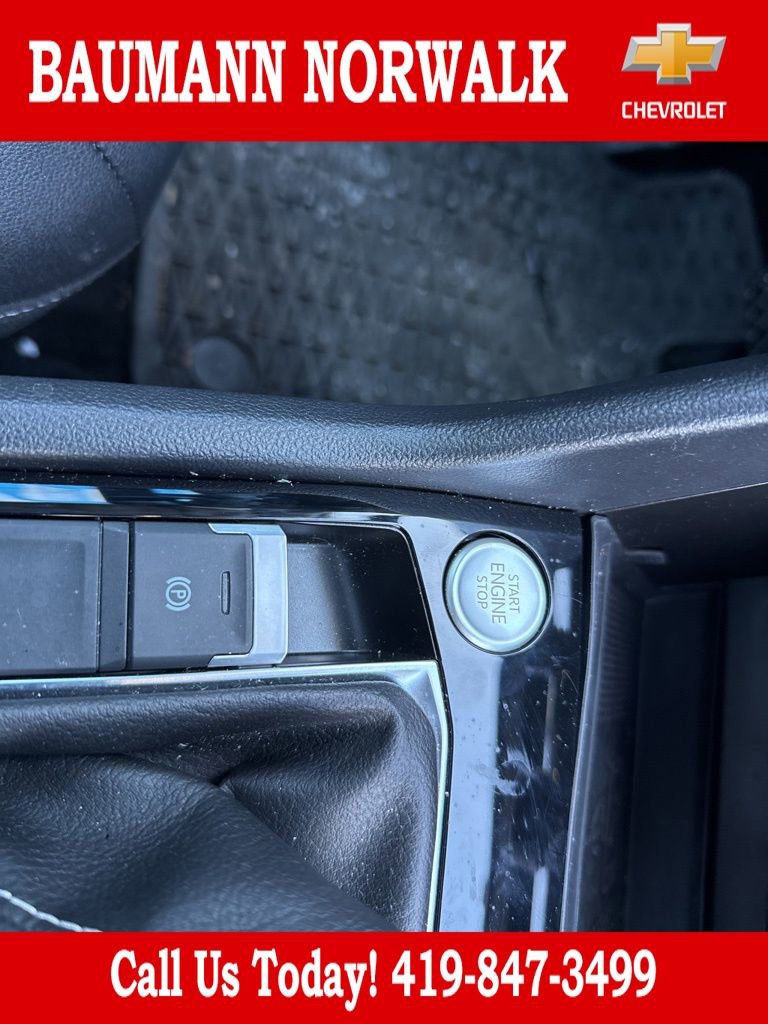 Used 2024 Volkswagen Taos SE w/ Panoramic Sunroof Package image 24