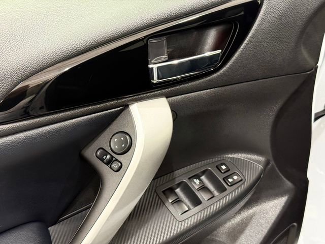 Used 2025 Mitsubishi Eclipse Cross AWD image 17