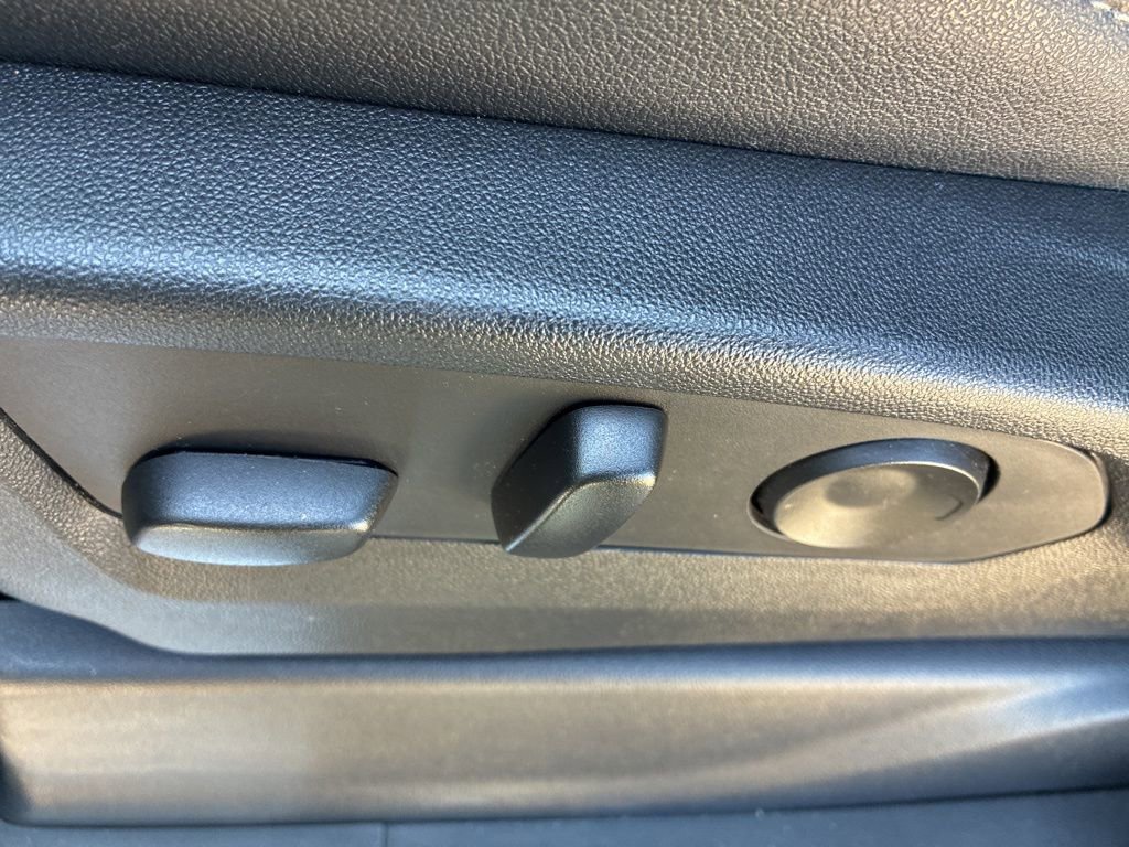 Used 2023 Chevrolet Silverado 1500 LTZ image 15