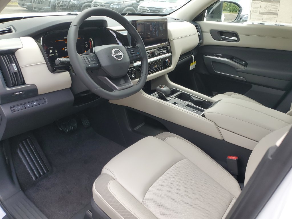 New 2026 Nissan Pathfinder SL FWD image 23