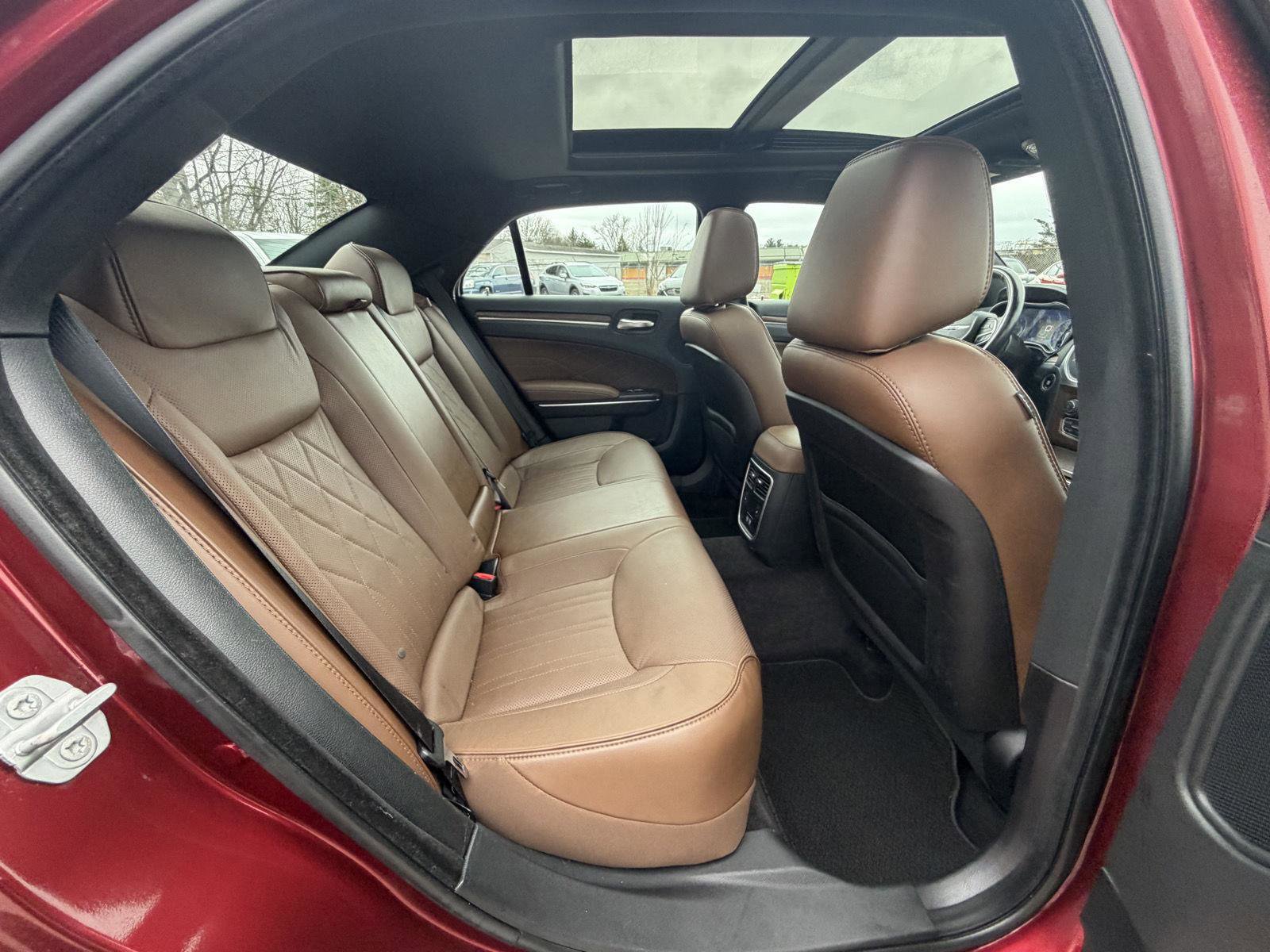 Used 2018 Chrysler 300 C w/ Sun, Sound & Nav Package image 29