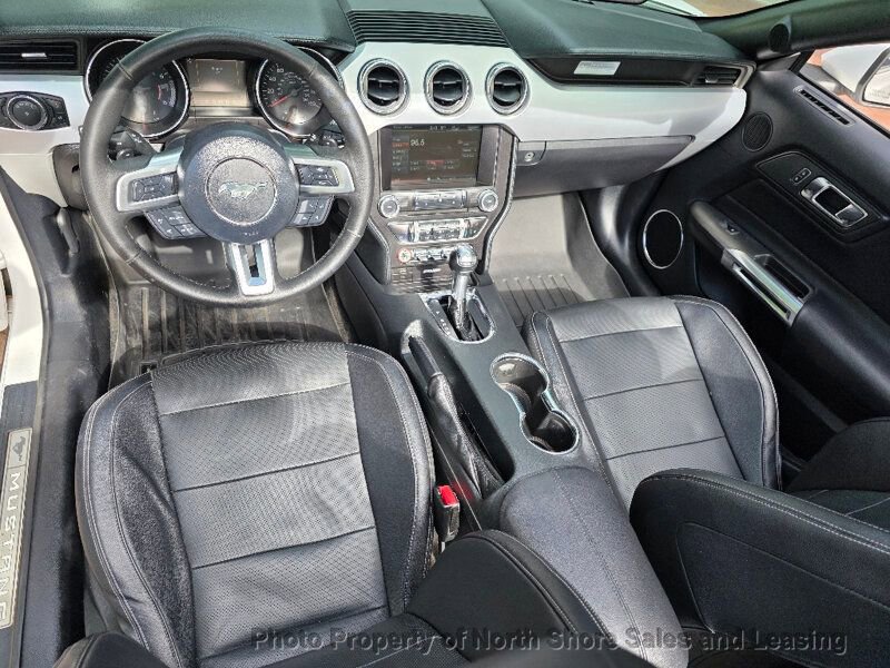 Used 2015 Ford Mustang Premium image 38