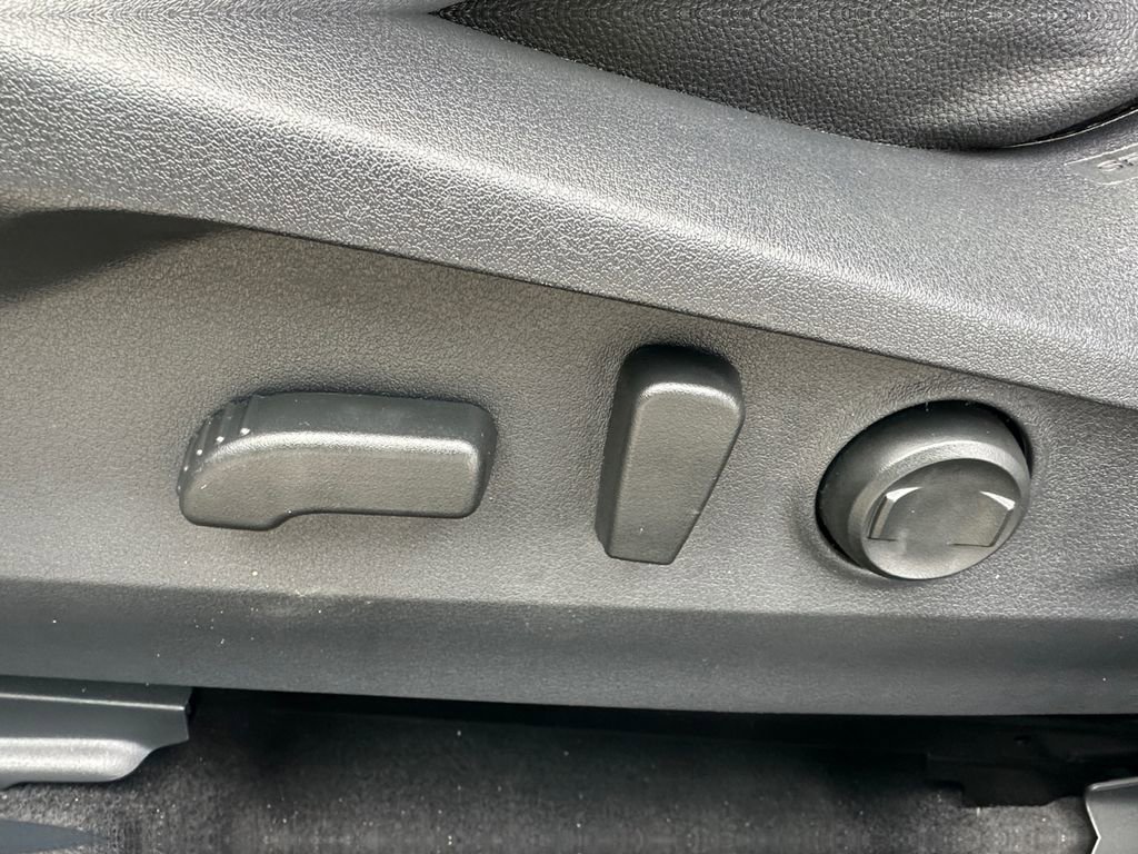 Used 2024 Subaru Outback Onyx Edition w/ Popular Package #2 image 10