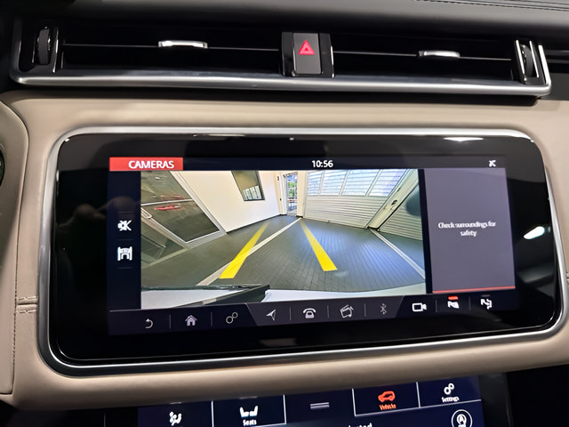 Used 2018 Land Rover Range Rover Velar R-Dynamic HSE AWD/4WD image 21