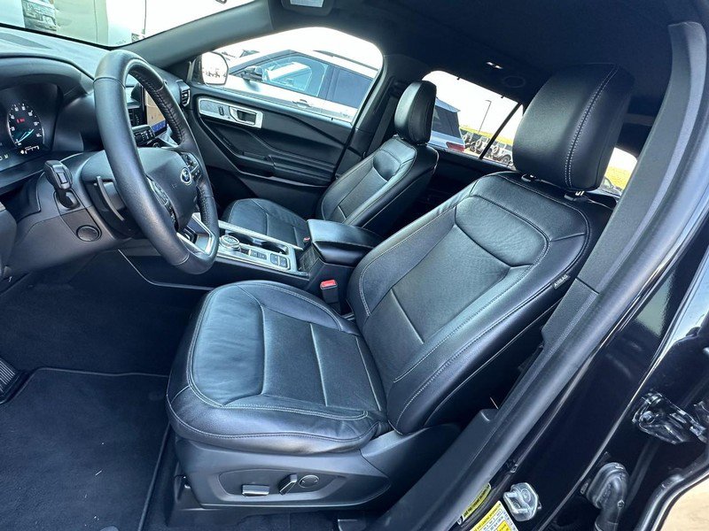 Used 2020 Ford Explorer Limited RWD image 7