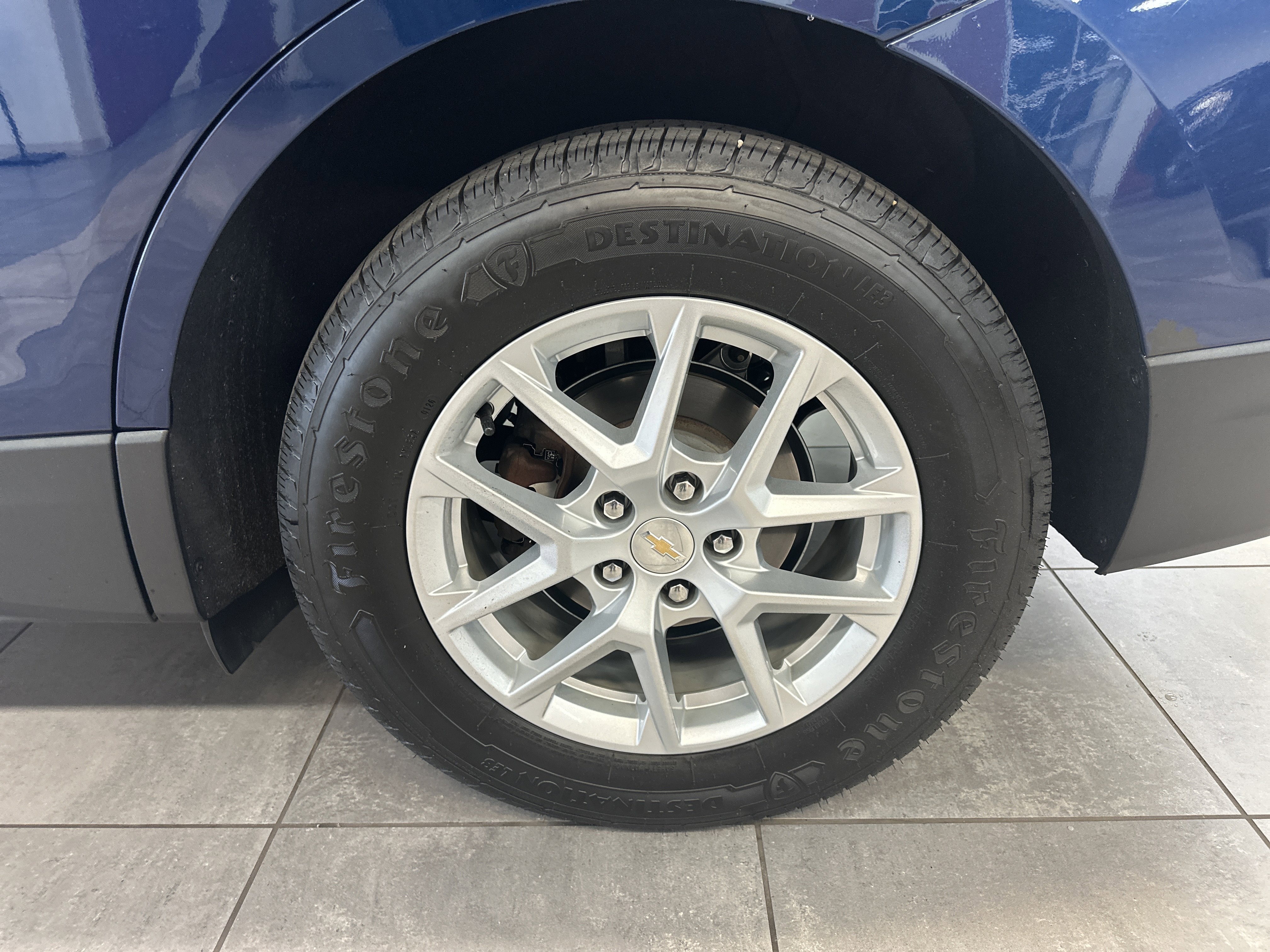 Used 2023 Chevrolet Equinox LT FWD image 4